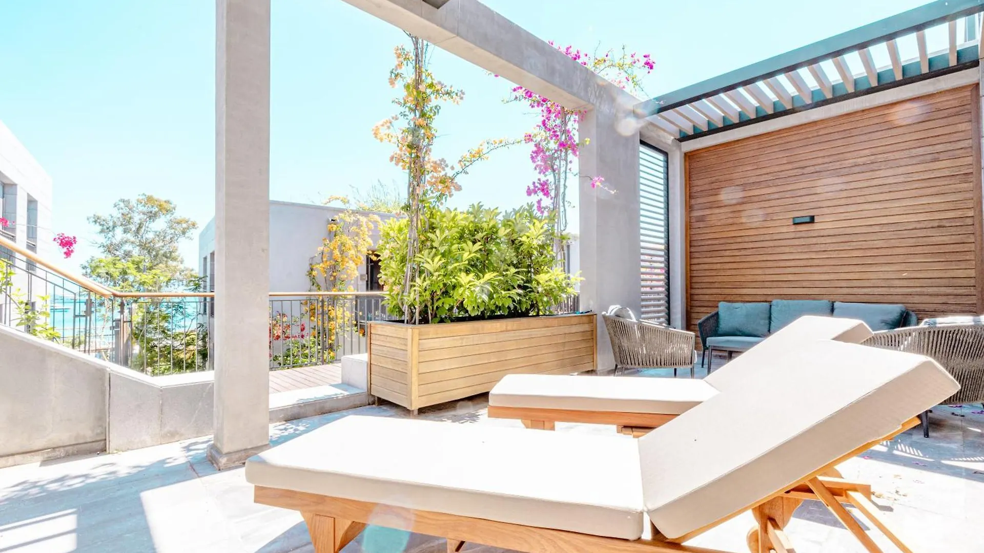 4-Bedroom Luxury Villa In 5 Star Resort Seafront Holiday home Bodrum